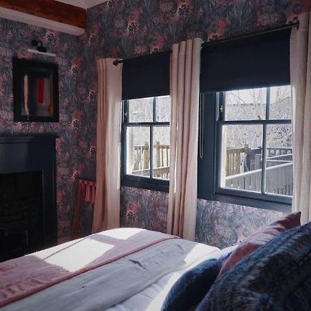 Primrose Cottage - With Private Courtyard & Sun Terrace In Central 巴斯 外观 照片